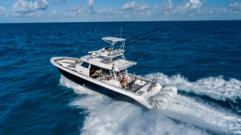 New Boat Report: Everglades 455cc